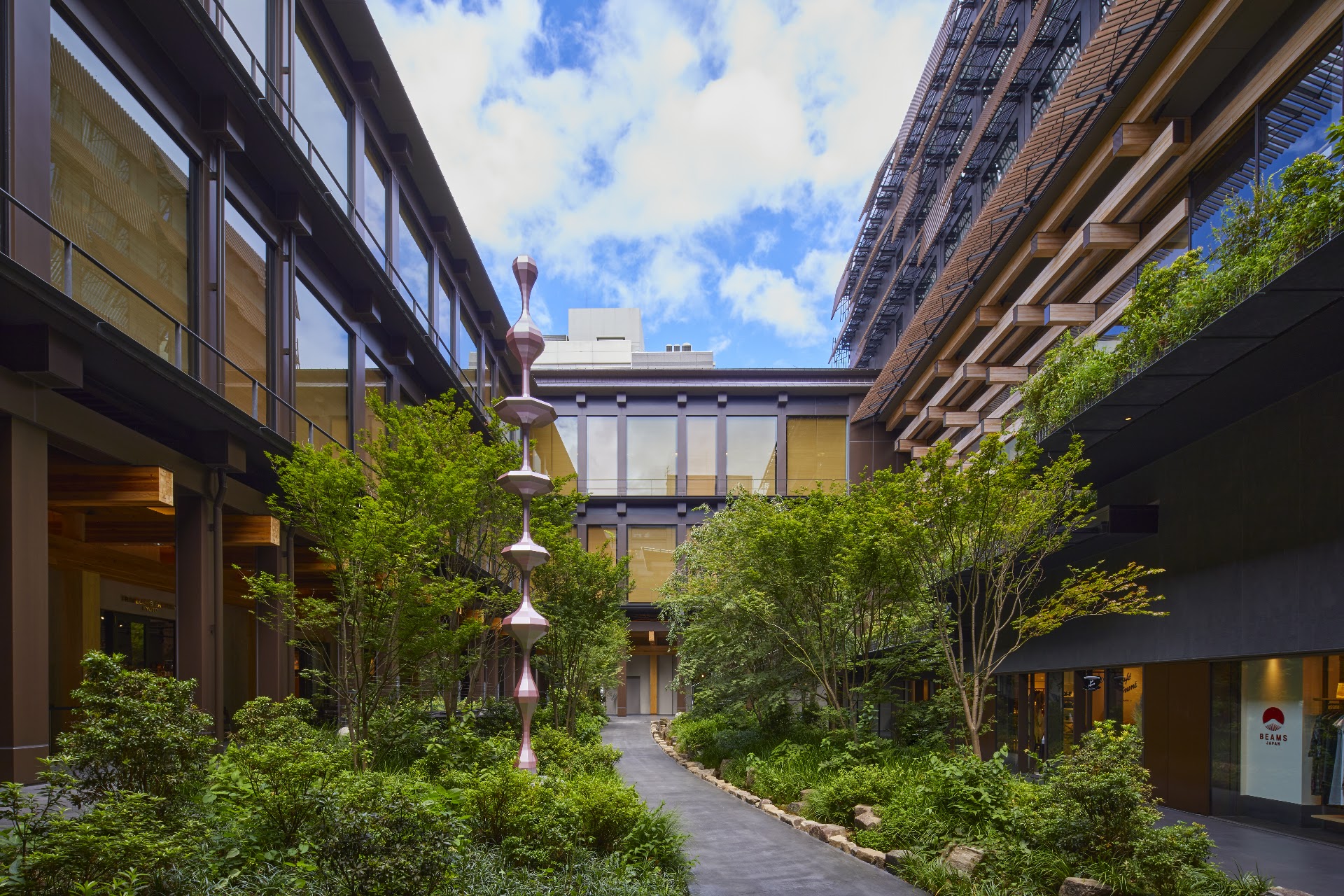 Ace Hotel Kyoto at Dawn — A Machiya-Inspired Room Worth the Rate?