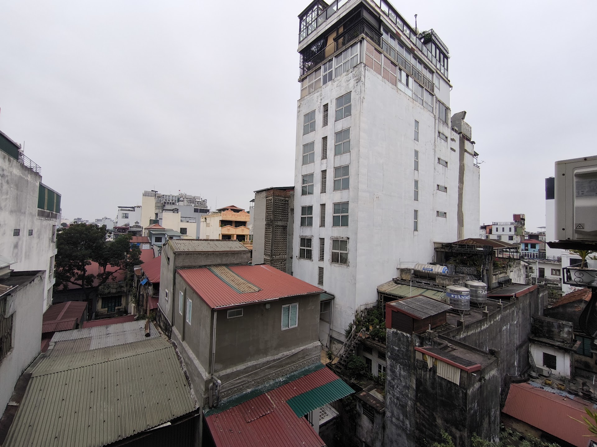 Hanoi's Old Quarter Boutique Hotels: Worth the Rate?