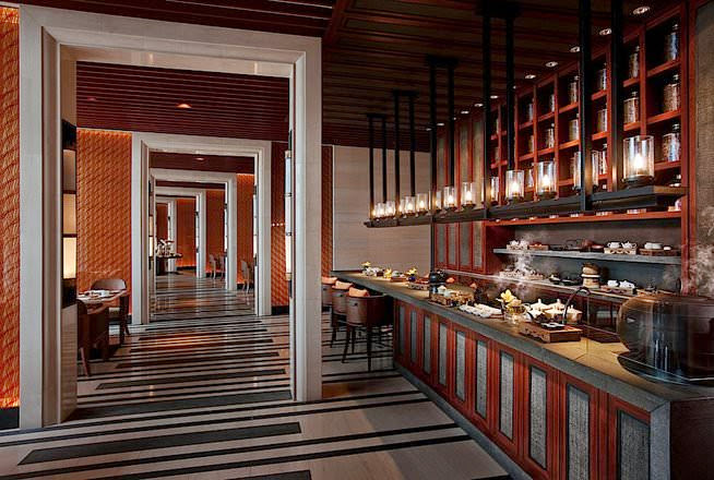 Capella Singapore at Dawn — Colonial Architecture, $900 Nightly Rate, Worth It?