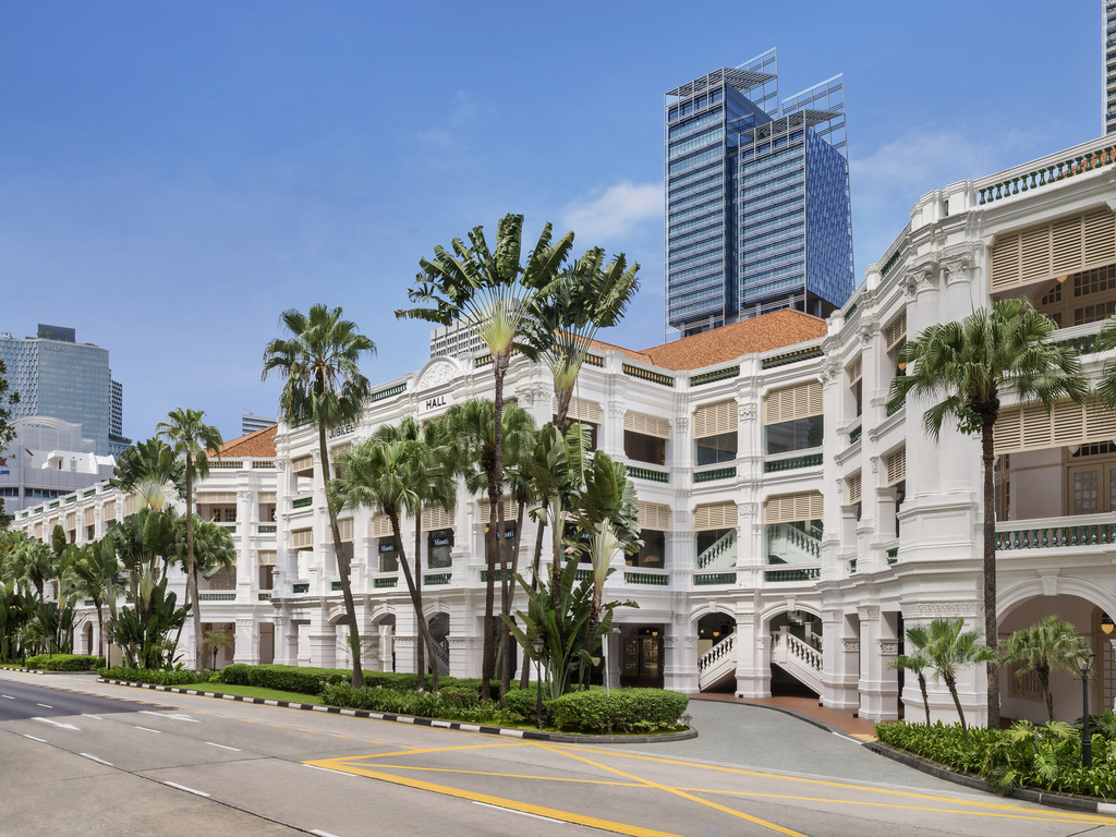 Raffles Singapore: Does a $1,200 Suite Actually Justify the Rate?