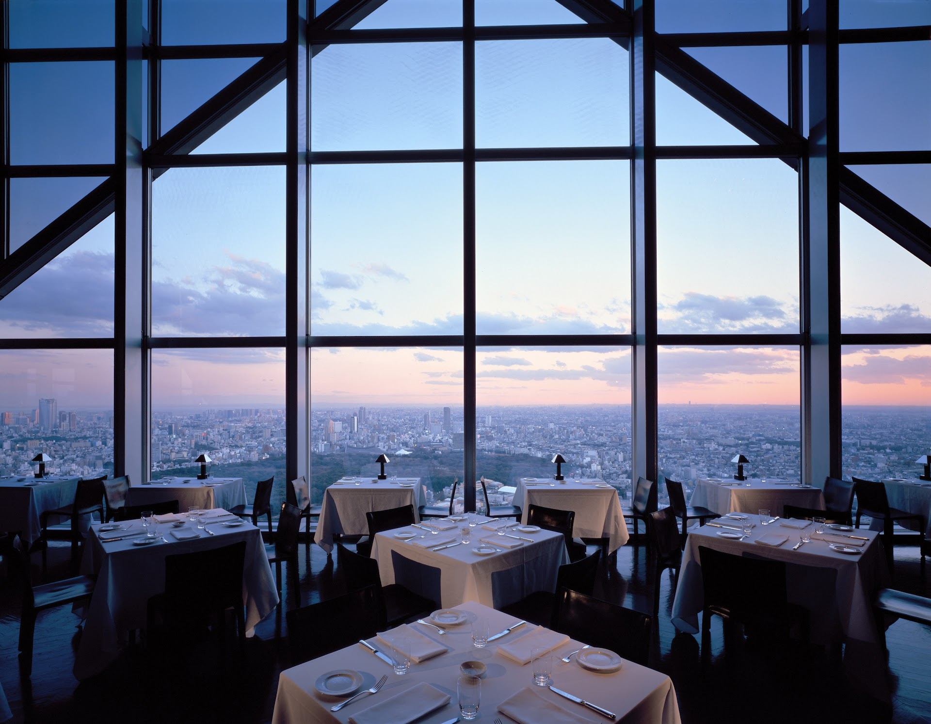 Tokyo's Park Hyatt: Does the Lost in Translation Hotel Still Deliver in 2026?